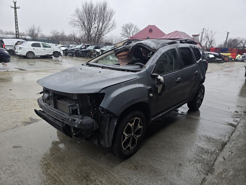 Dezmembrez/piese Dacia Duster 2023 1.5 dci  13.000 km
