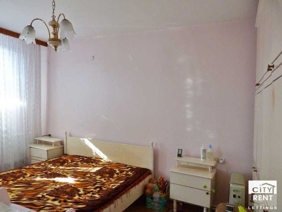 Дава се под наем Тристаен апартамент в Велико Търново, Зона Б - 100 кв.м за 410 € - Снимка #6