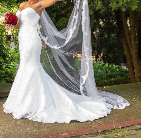 Rochie de mireasa tip sirenă