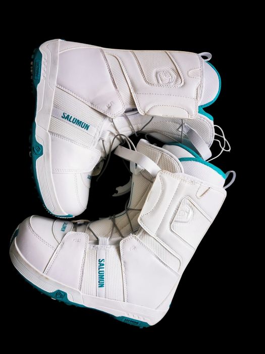 Vând bocanci boots pt zăpadă Salomon Neincaltati