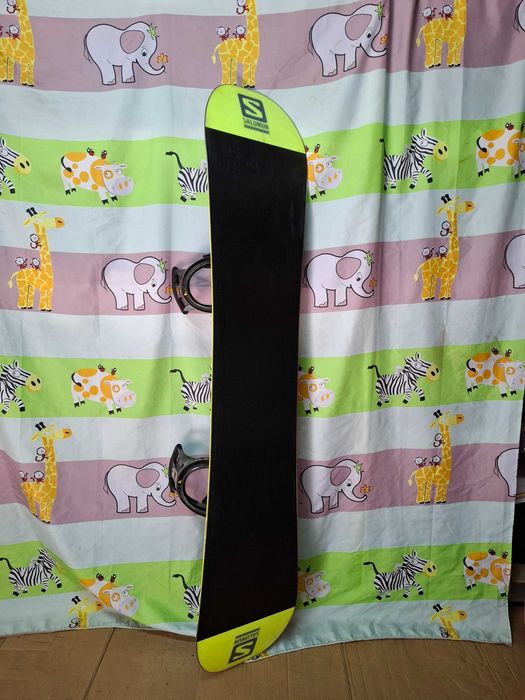 Placa snowboard 165 cm Salomon wide cu legaturi Burton incluse