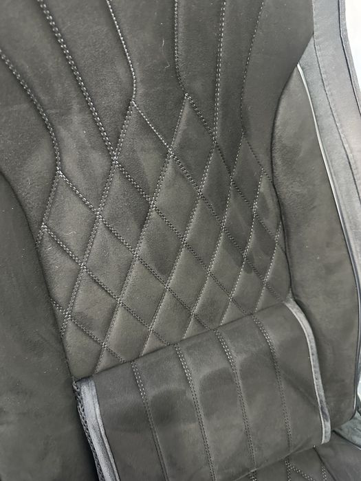 Продам комплект чехлов