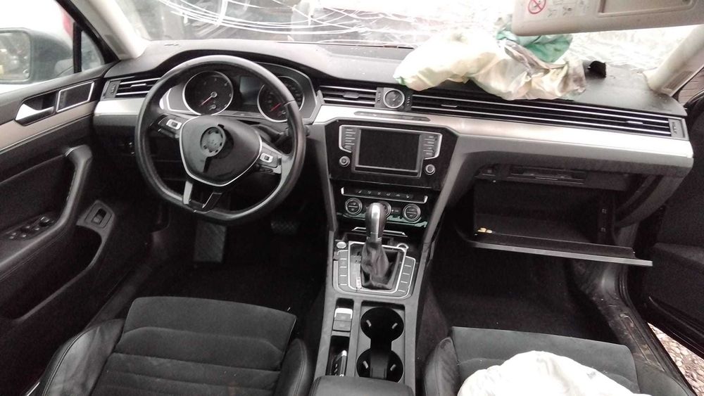 Dezmembrez Volkswagen Passat B8 an 2015
