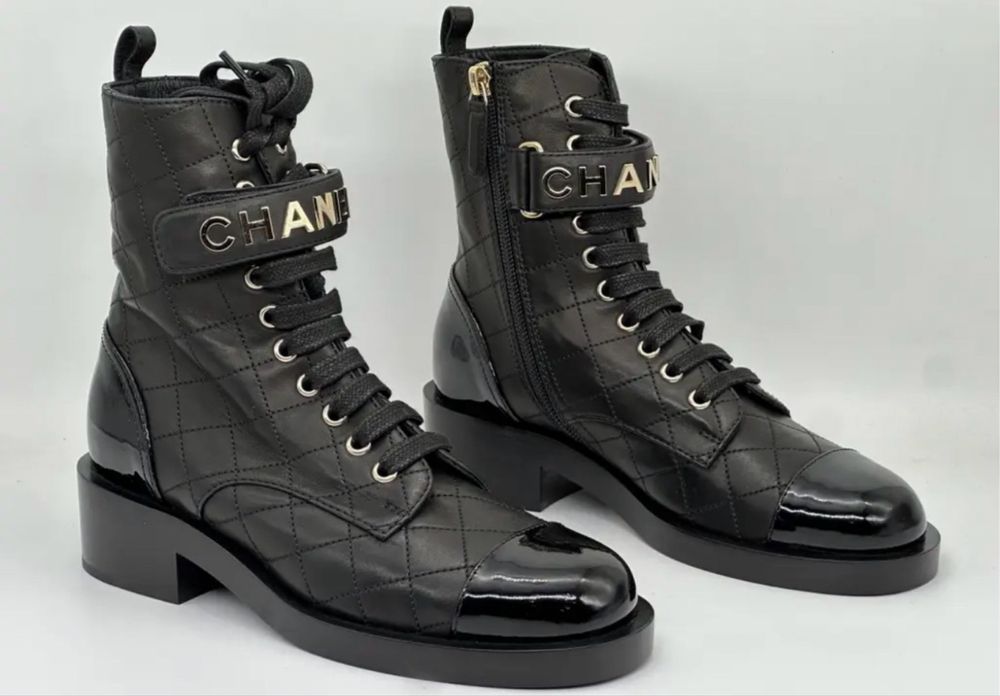 Боти Chanel          .