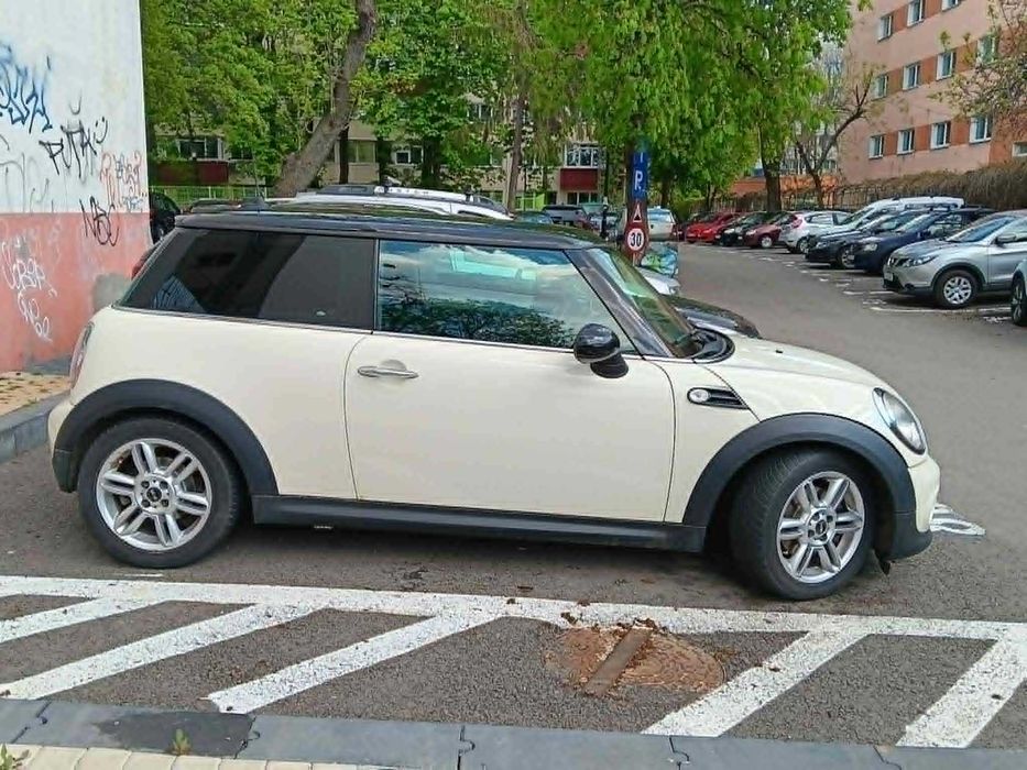 Mini Cooper  R56