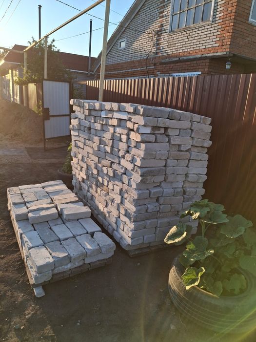Продам кирпич белый