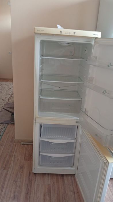Холодильник самсунг