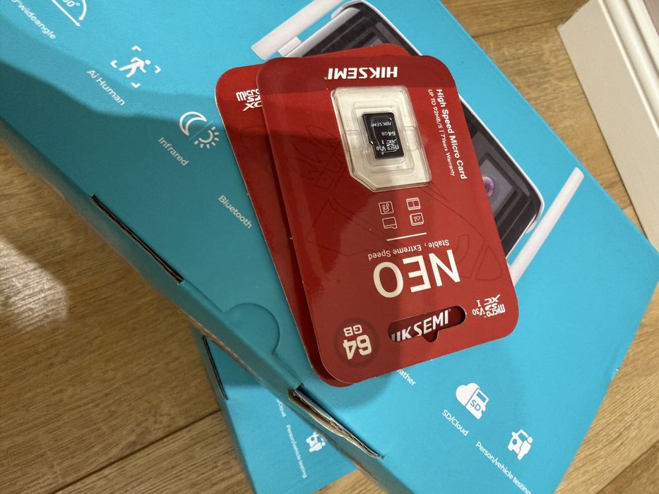 Vand 2 camere Cameră supraveghere WiFi dual lens N4-WE2-IC sigilate