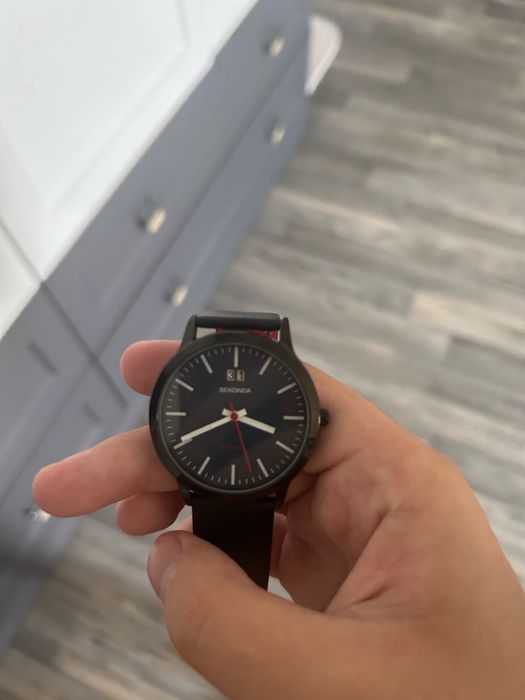 Sekonda часы СРОЧНО!