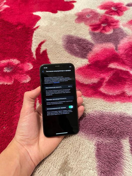 Продам срочно iPhone X 64GB