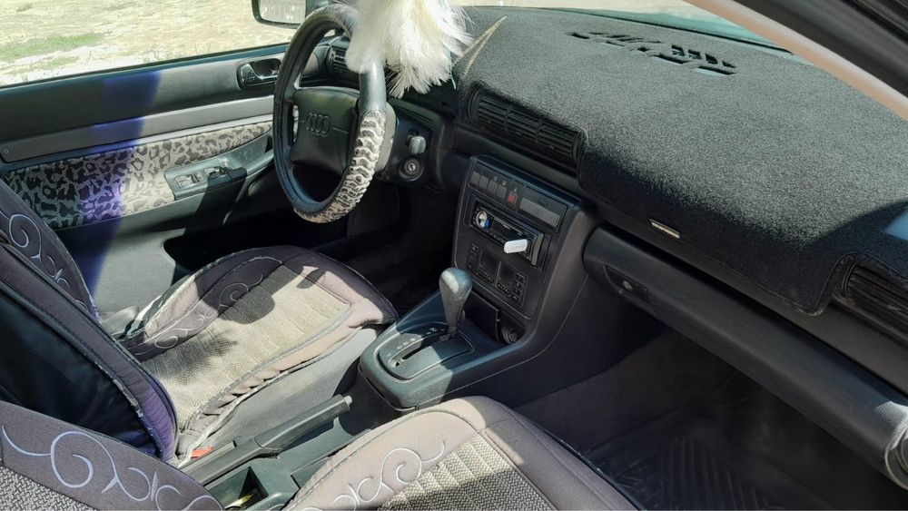 Ауди А4 ………………..