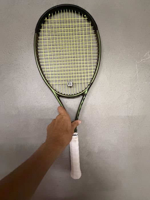 Wilson Blade 98, 16/19, V8