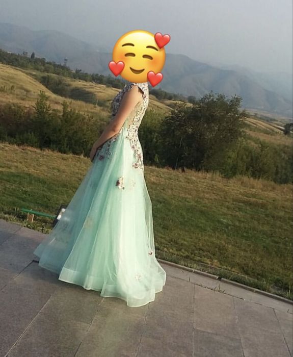 Продам красивое платье