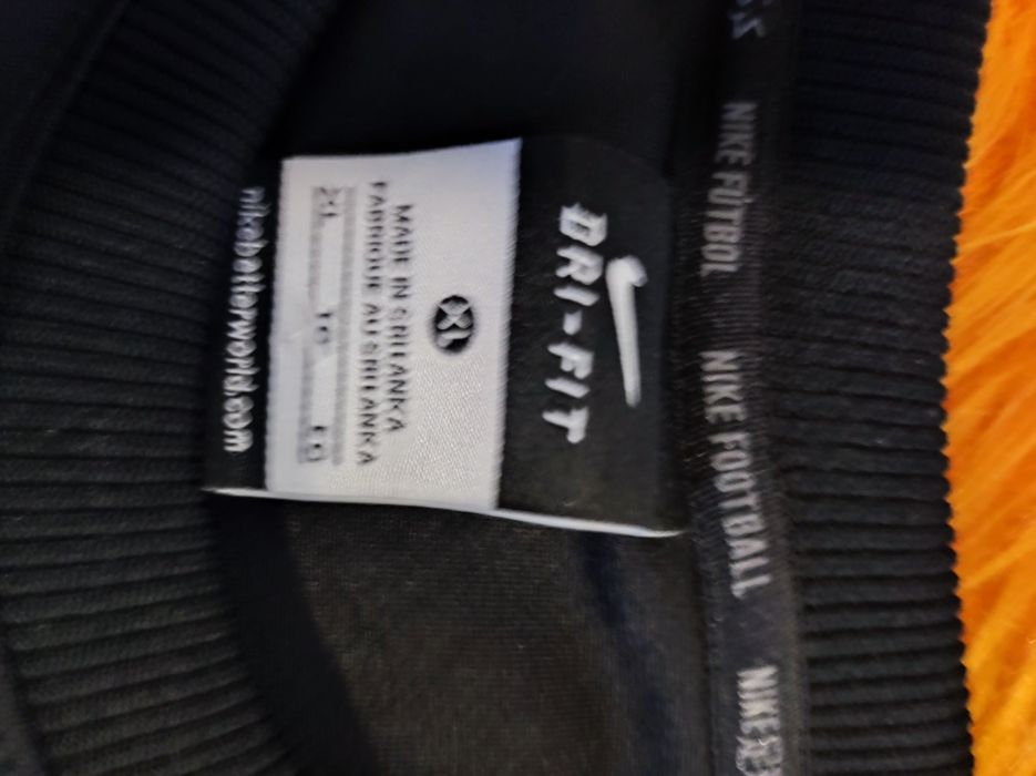 Продавам Nike Football