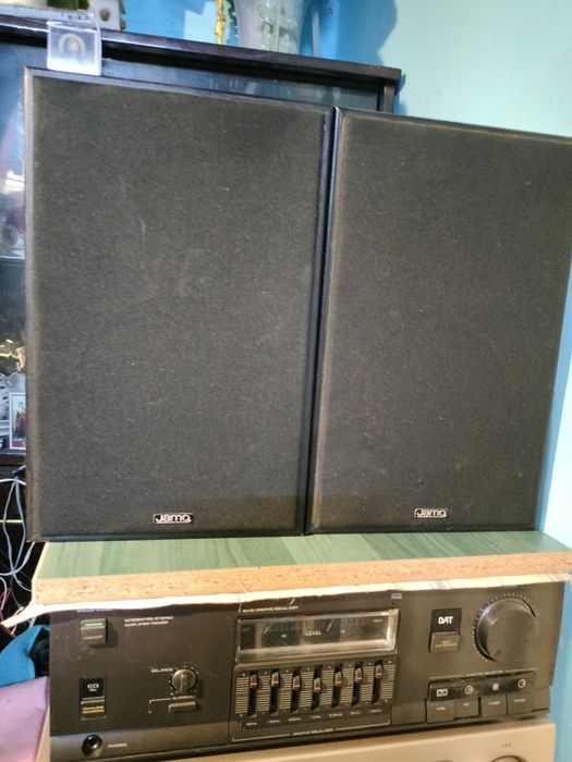 Amplificatoare diverse audio / Boxe  / sisteme audio