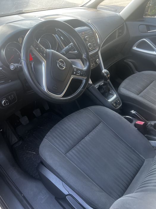 Vind opel zafira 7 locuri