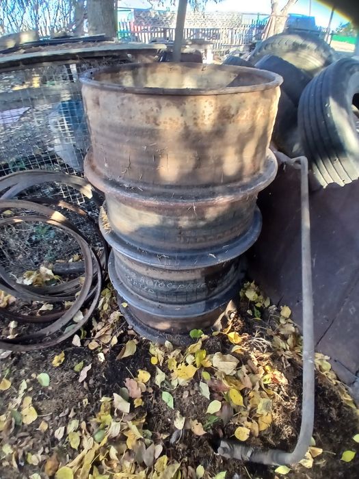 Продам диски на камаз старого образца