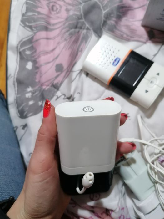 Бебефон Chicco английски