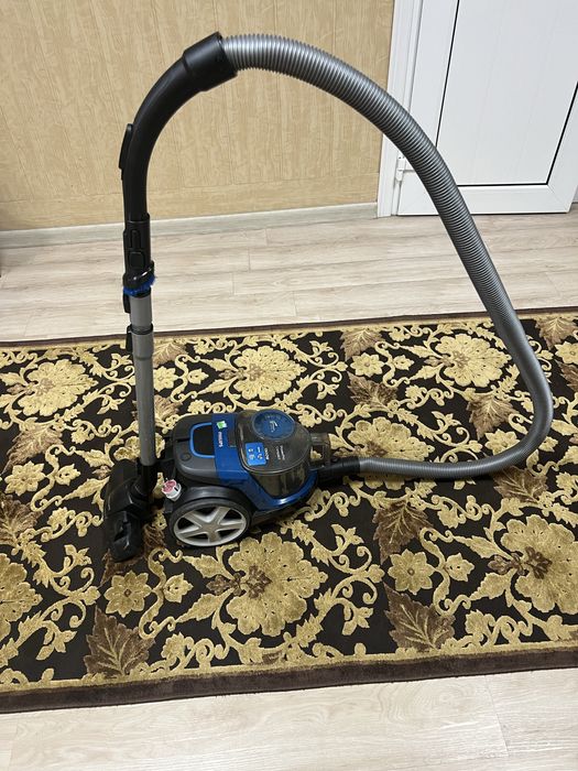 Пылесос Philips в хорошем состоянии