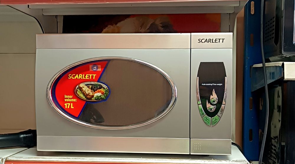 Продам микроволновку с грилем