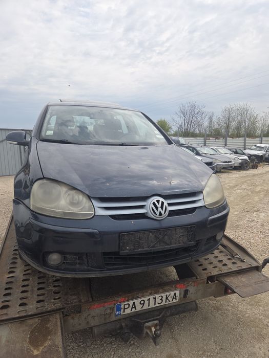Vw golf 5 2.0tdi na chasti \ Фолксвачен голф 5 2.0тди на части