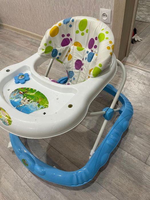 Продам  ходунки  детские