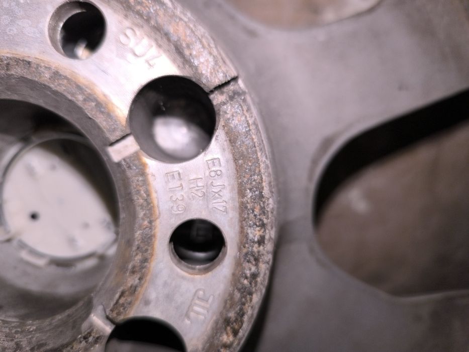 17 цола джанти със зимни гуми за Audi Q5