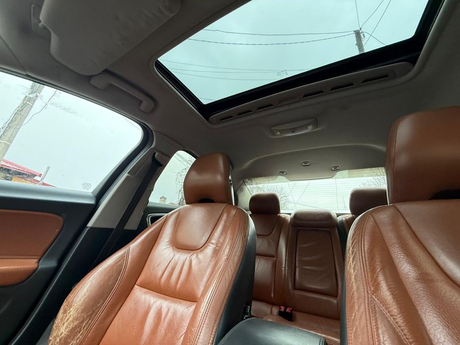 VOLVO S60 2012 — imagine 3