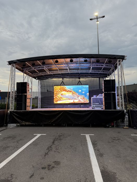 Sonorizare L'acoustics de inchiriat.