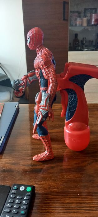 Спайдърмен играчка