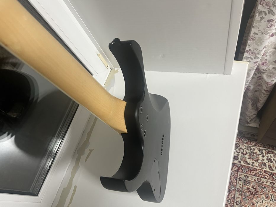 электрогитара Ibanez + усилитель