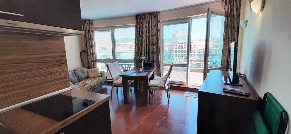 Дава се под наем Двустаен апартамент в к.к. Слънчев бряг - 55 кв.м за 340 € - Снимка #4