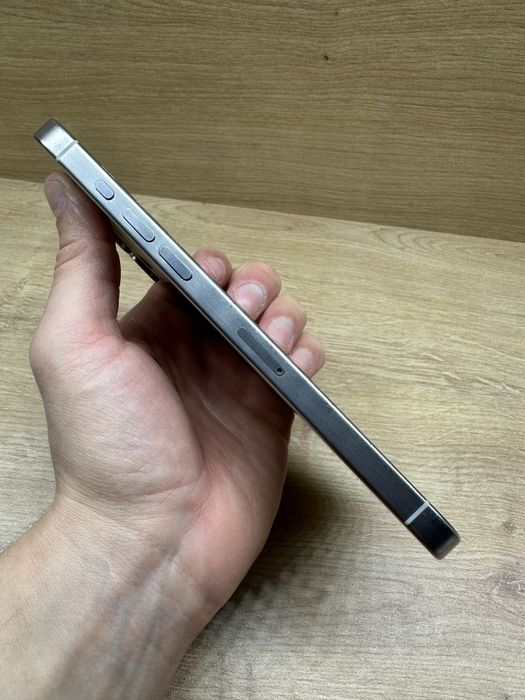 iPhone 15 Pro MAX 256gb Alb 100% battery life