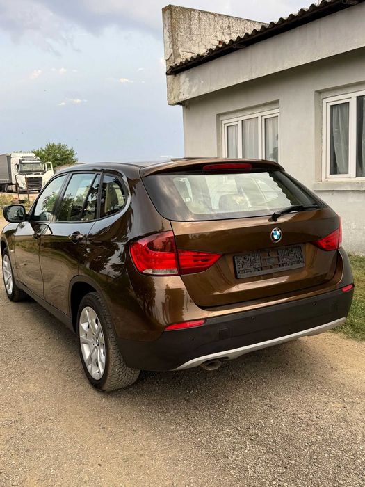 BMW X1 2011 — imagine 3
