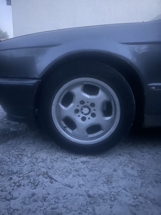 Продам диски р16 на бмв не вареные