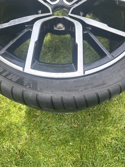 Anvelopa Michelin pilot sport 4 ZP 275/35/R19