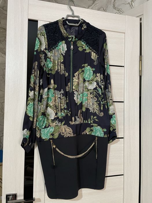 Платья для женщин