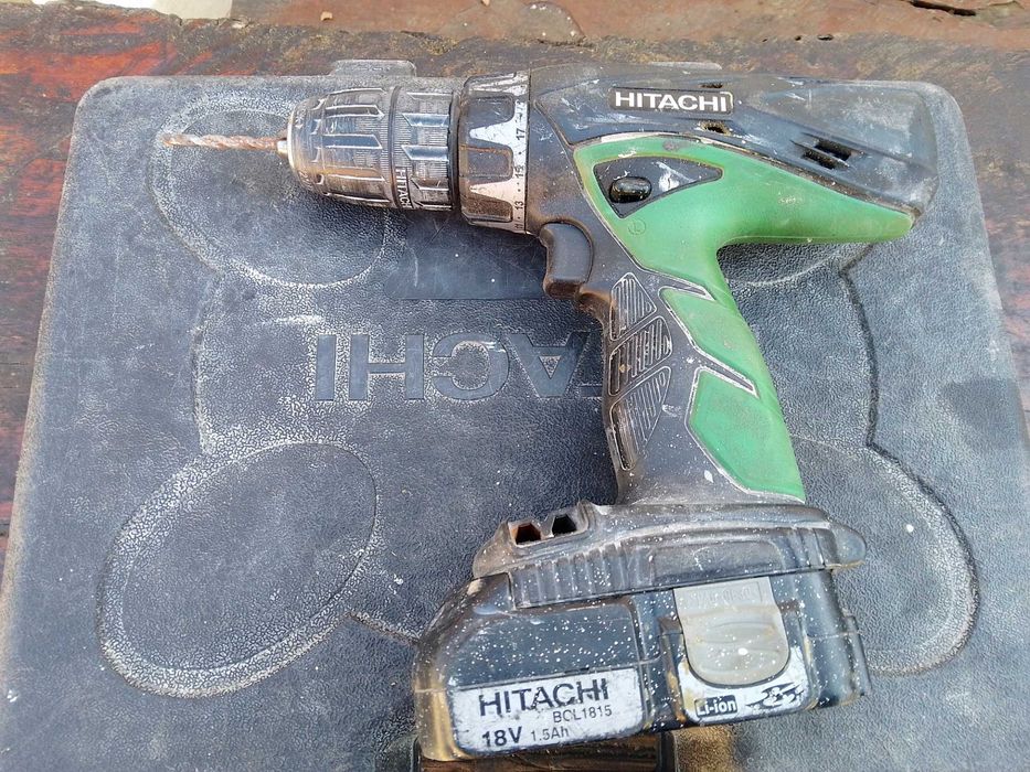 Vând Hitachi și deWalt