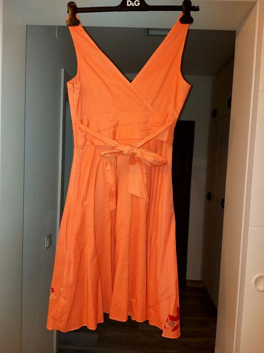 Vand rochii + bluza roz pudra