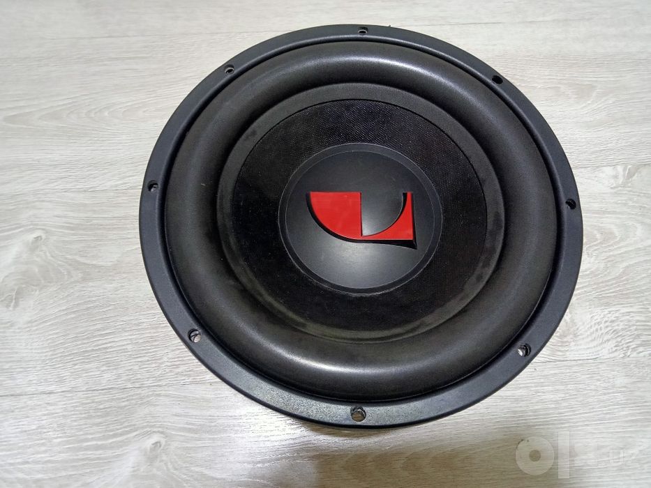 Продам Сабвуфер Nakamichi в отличном состоянии.