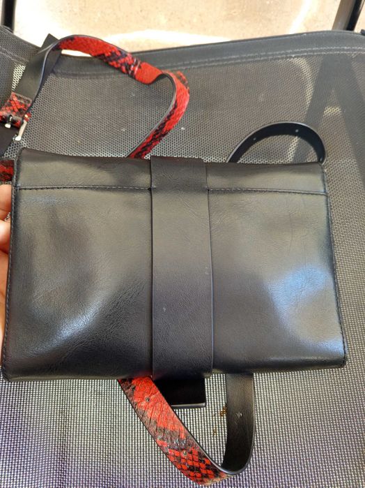 MCQ Alexander McQueen кожена чанта