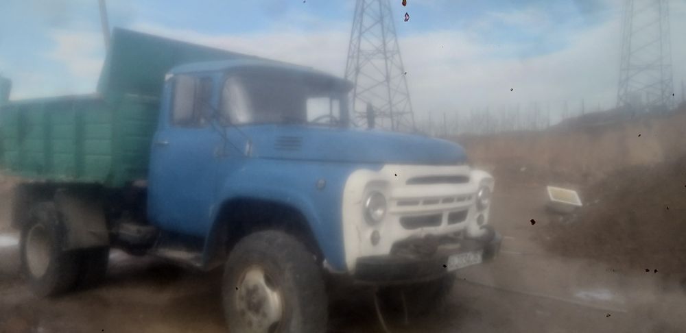 Срочно продаётся Зил самосвал