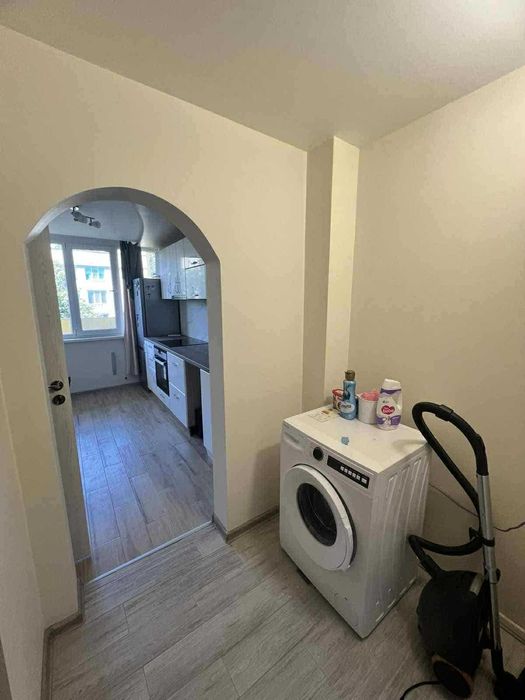 Продава се Четиристаен апартамент в Търговище, Вароша - 96 кв.м за 665 €/кв.м - Снимка #2