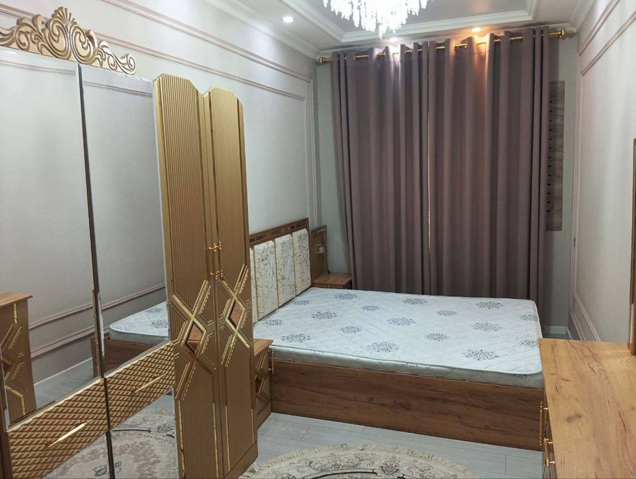 Uy sotiladi 2 xonali Uzbekistaniskiyda