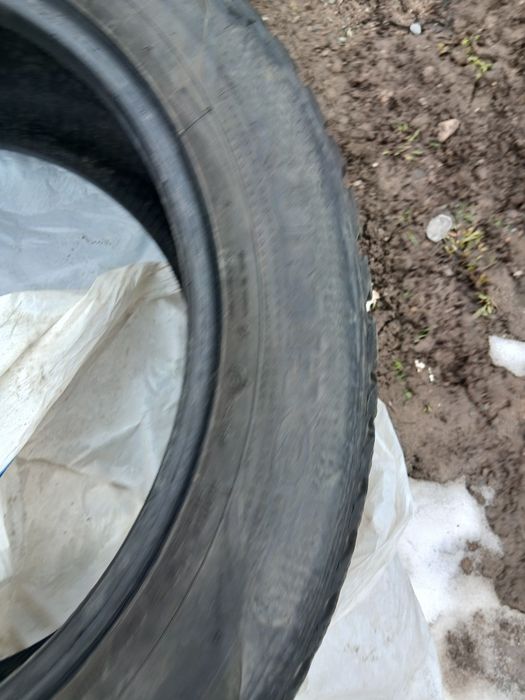 Бу  шина  255/50/19