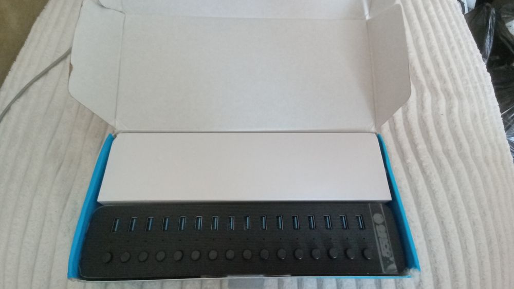 USB-Hub ORICO на 16 портов USB 3.0