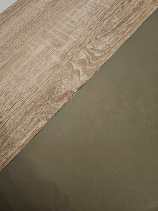 Masa de luving cu scaune