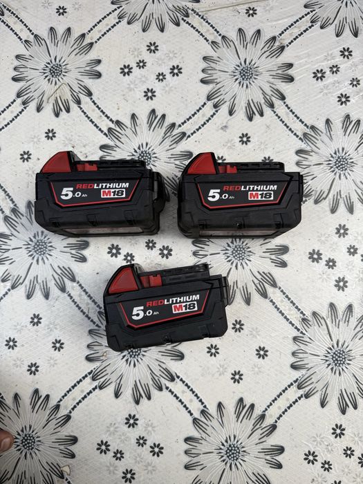 Акумулаторна батерия Milwaukee M18B5, 18 V, 5 Ah, литиево-йонна