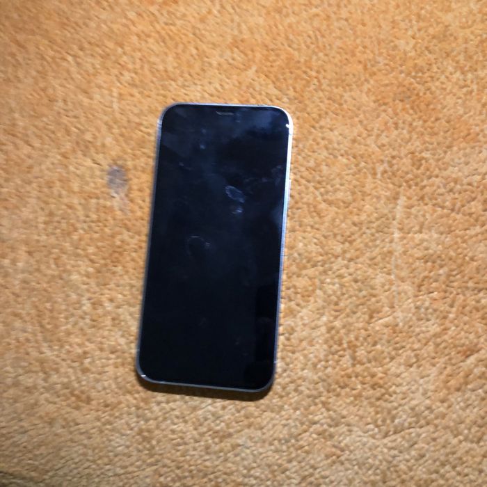 Айфон 12про без гарантя