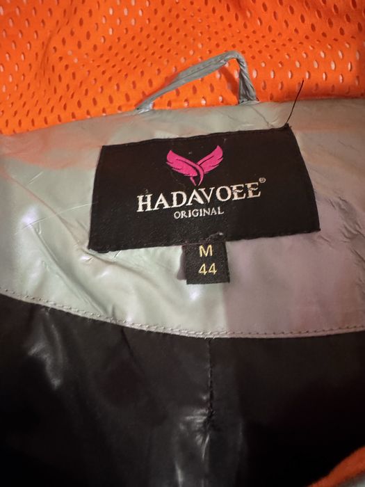 Продам женские куртки